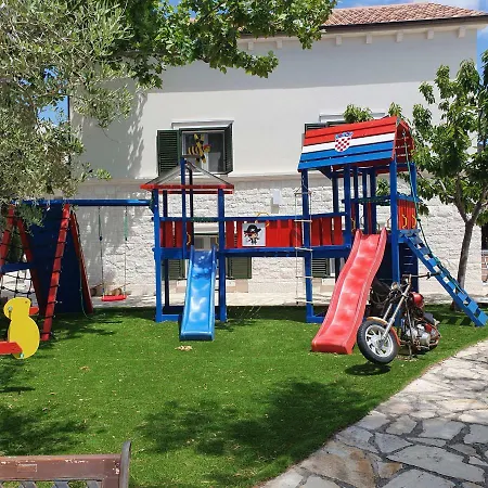 Apartment Pauk